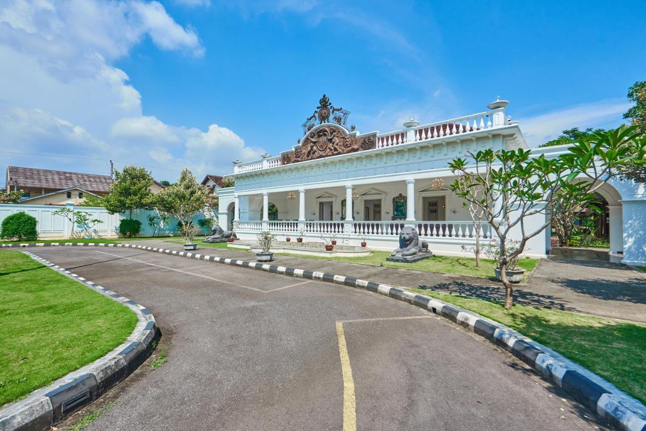 Tirtodipuran Hotel By Natts Hospitality Indonesia Yogyakarta Bagian luar foto
